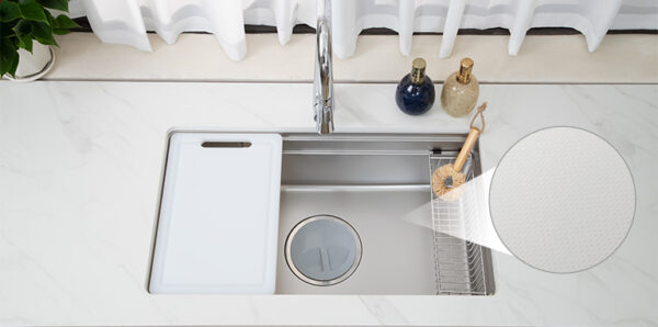 Be-mat-LINEN-chau-rua-bat-kluger-kg7644fs-600x298